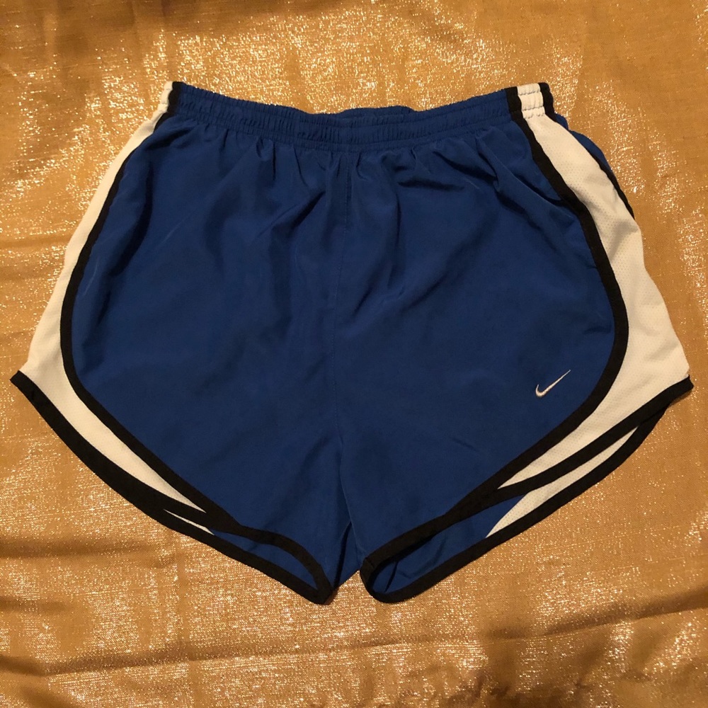 4 shores size 2